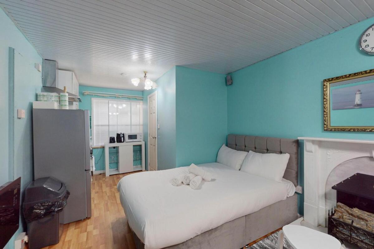 Spacious With Easy Access To The Centre Londres